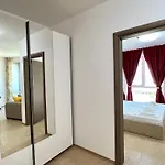 Bratanov Sunny Plaza Apartment
