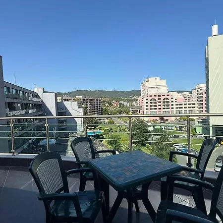 Apartment Bratanov Sunny Plaza *