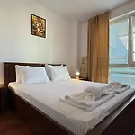 Bratanov Sunny Plaza Apartamento *