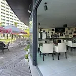 Bratanov Sunny Plaza