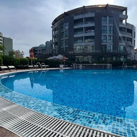 Bratanov Sunny Plaza Napospart